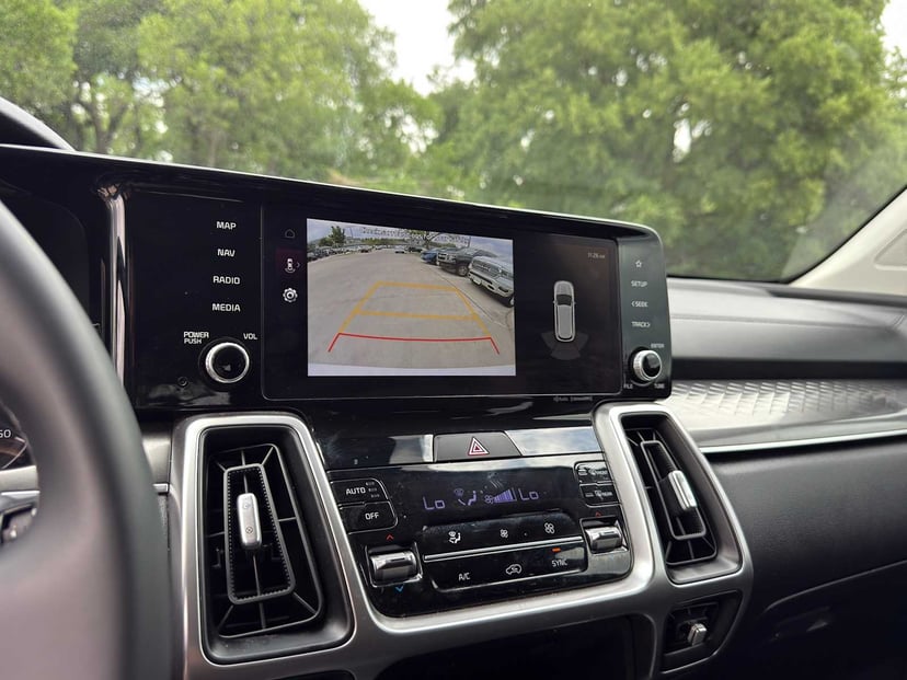 2023 Kia Sorento - Image 13