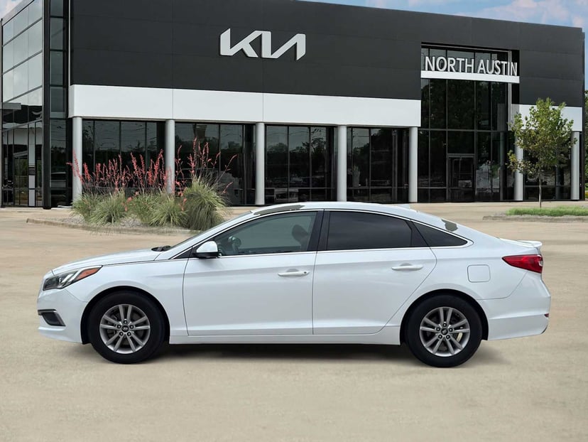 2016 Hyundai Sonata - Image 5
