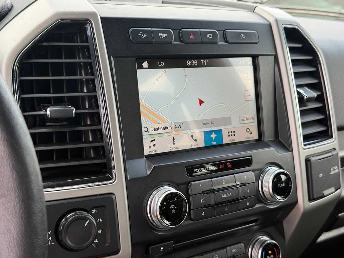 2018 Ford F-150 - Image 17