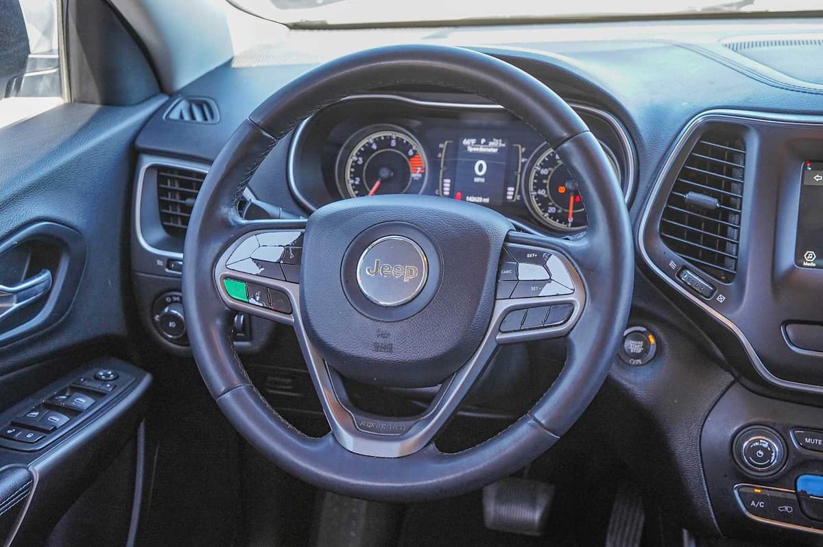 2019 Jeep Cherokee - Image 22