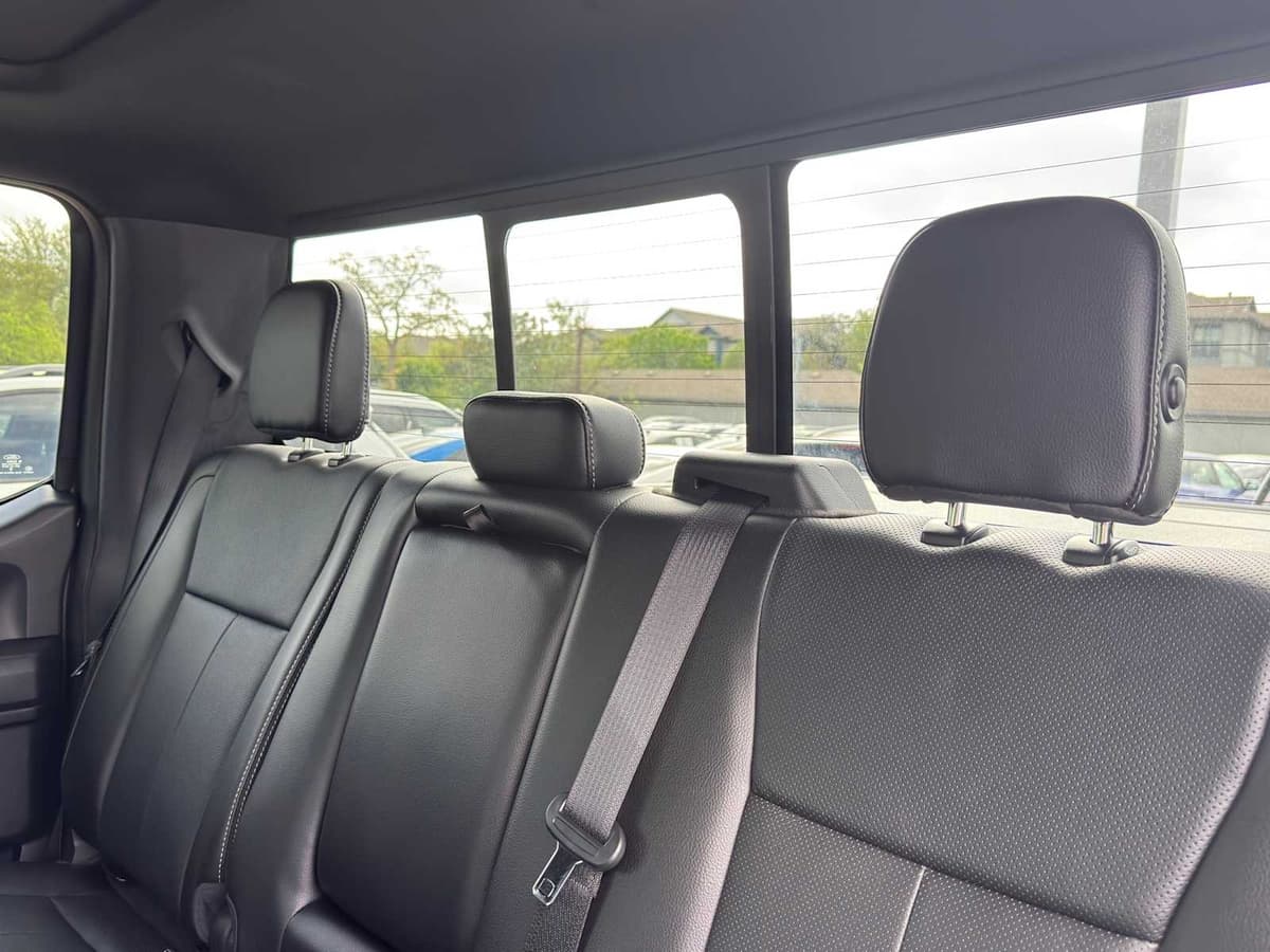 2018 Ford F-150 - Image 30