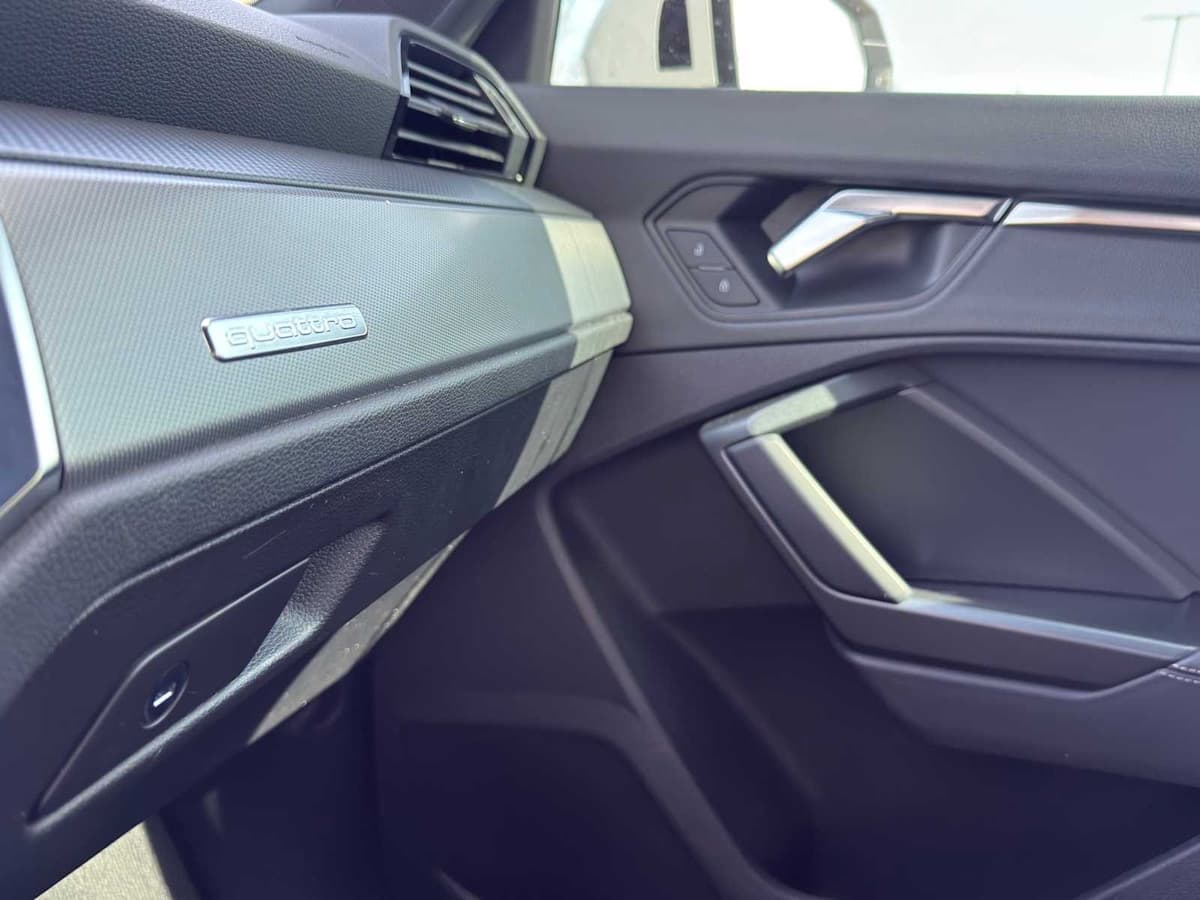 2022 Audi Q3 - Image 24