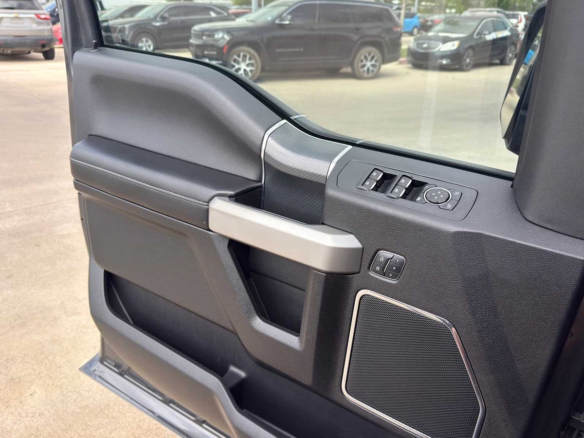 2018 Ford F-150 - Image 24