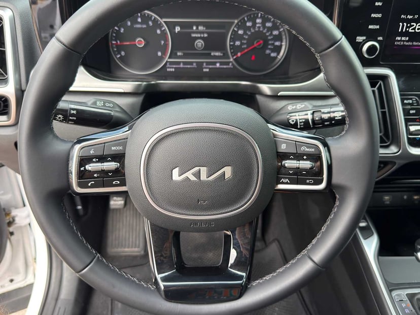 2023 Kia Sorento - Image 14