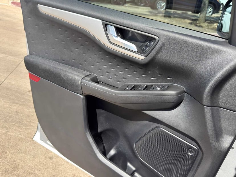 2020 Ford Escape - Image 20