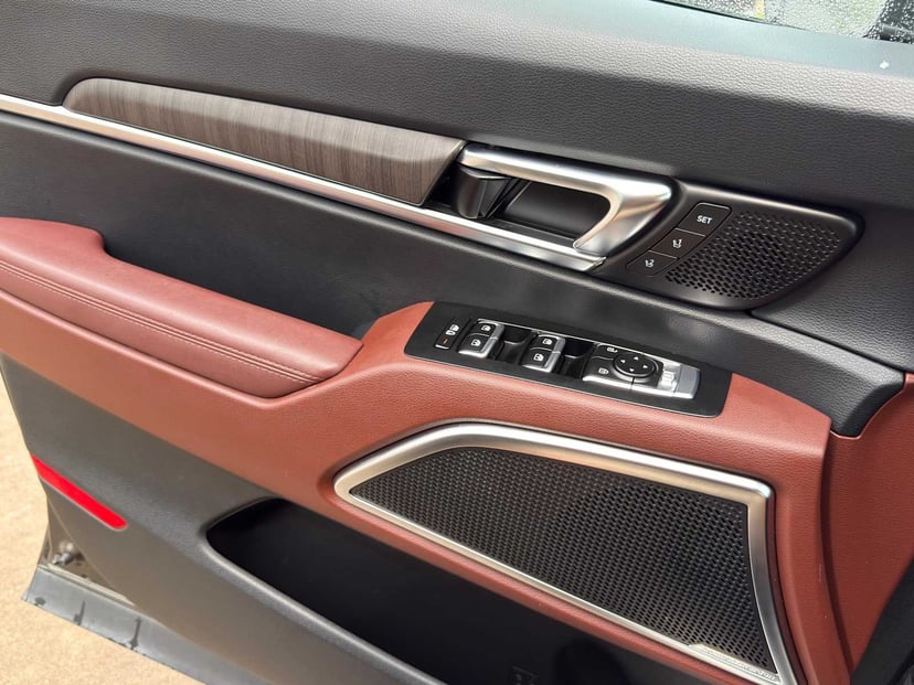 2023 Kia Telluride - Image 21