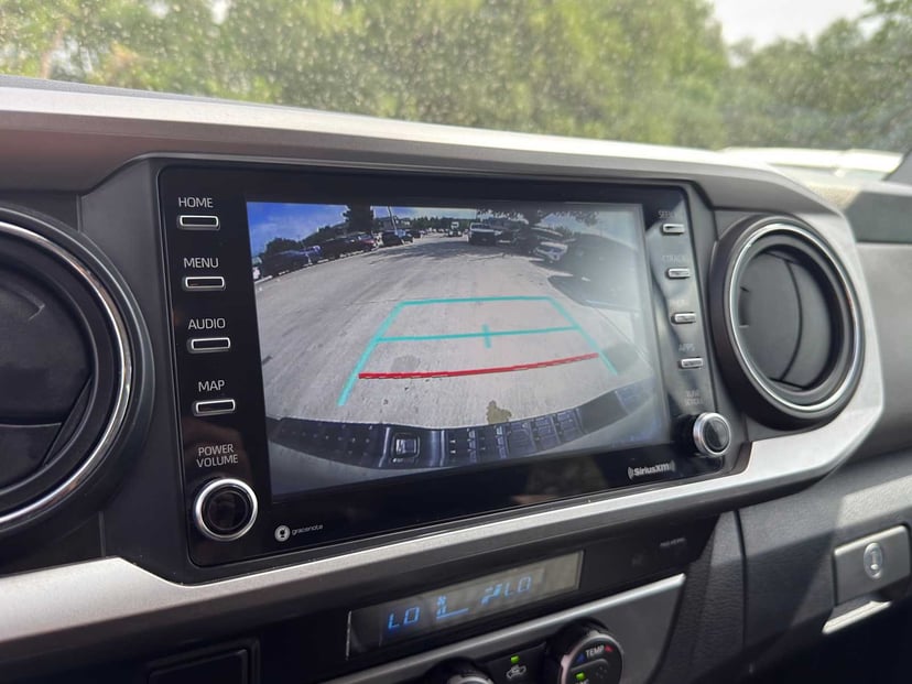 2023 Toyota Tacoma - Image 17