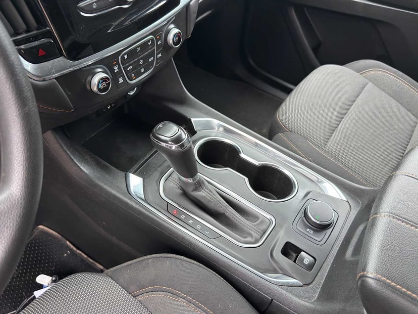 2020 Chevrolet Traverse - Image 6