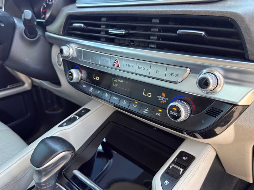 2022 Kia Telluride - Image 28