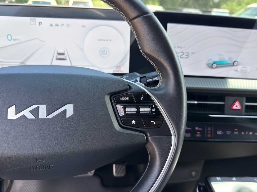 2024 Kia EV6 - Image 16