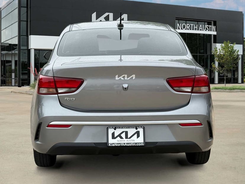 2023 Kia Rio - Image 8