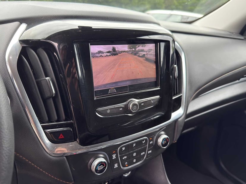 2020 Chevrolet Traverse - Image 9