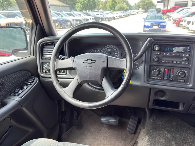 2003 Chevrolet Avalanche 1500 - Image 21