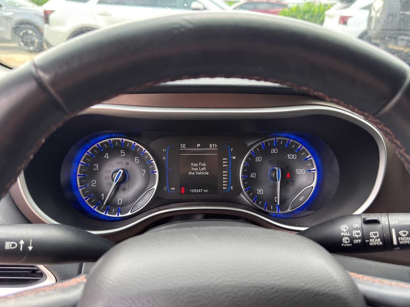 2018 Chrysler Pacifica - Image 20