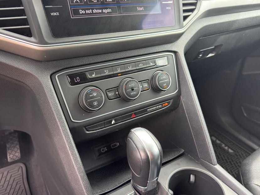2018 Volkswagen Atlas - Image 12