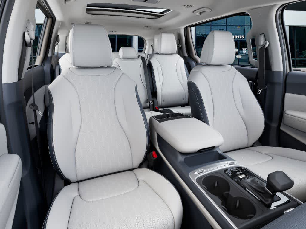 2026 Kia Carnival - Image 15