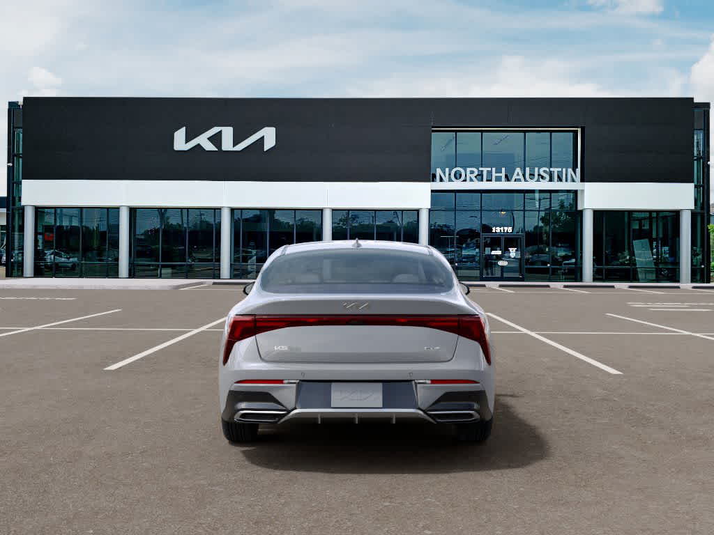 2026 Kia K5 - Image 5