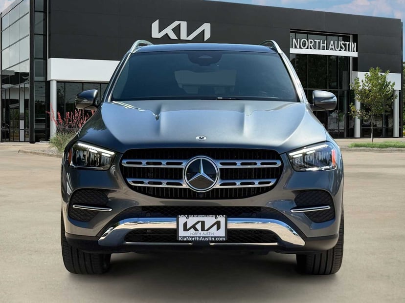 2025 Mercedes-Benz GLE 450 - Image 4
