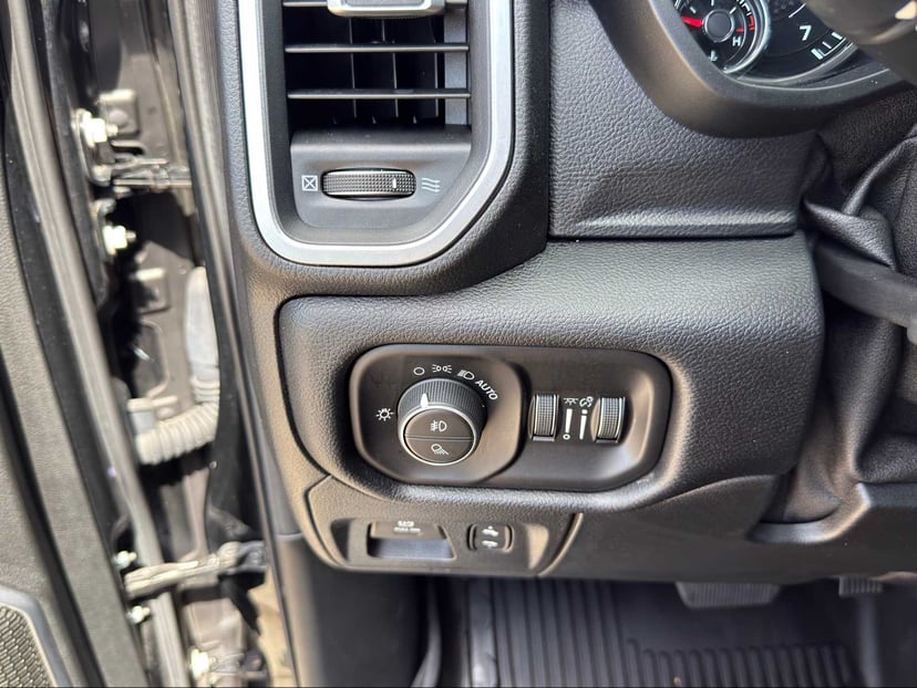 2020 Ram 1500 - Image 22