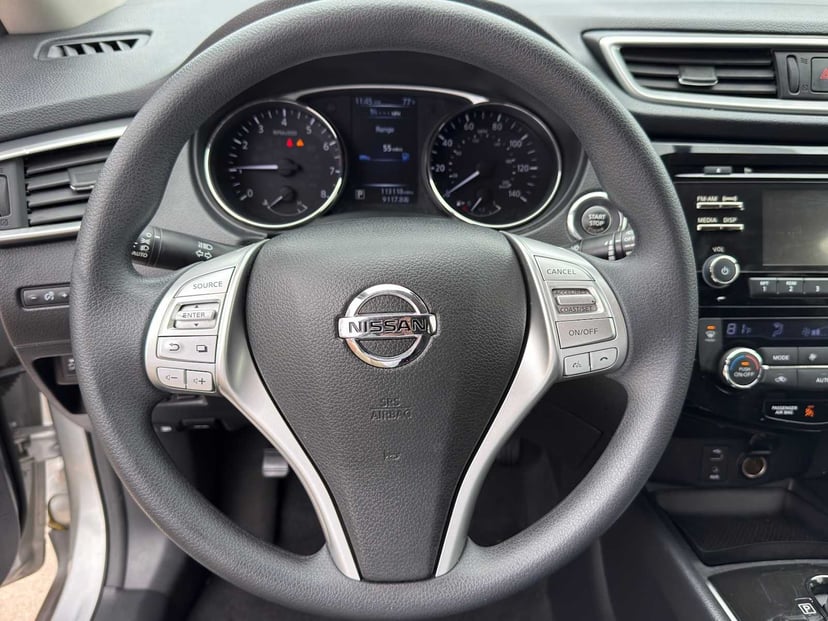 2015 Nissan Rogue - Image 13