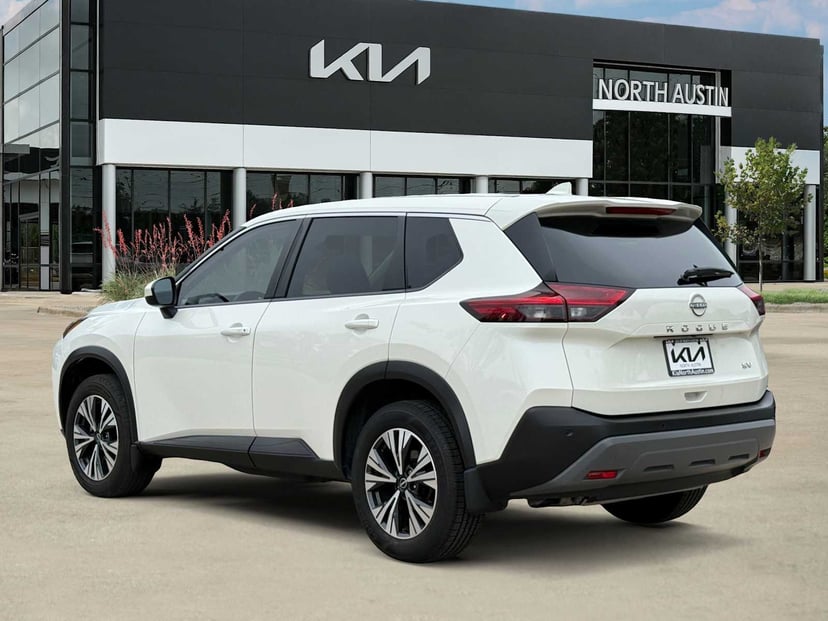 2023 Nissan Rogue - Image 4