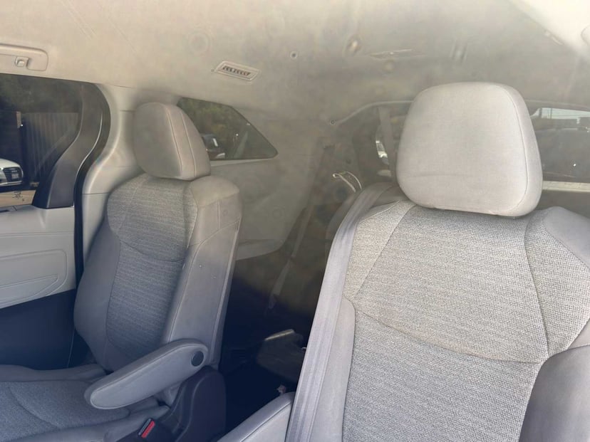 2021 Toyota Sienna - Image 26