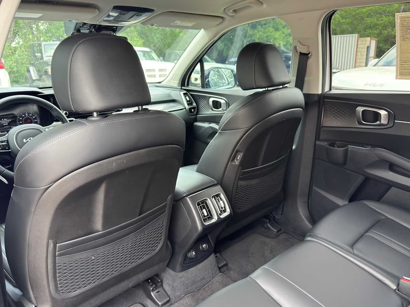 2023 Kia Sorento - Image 23