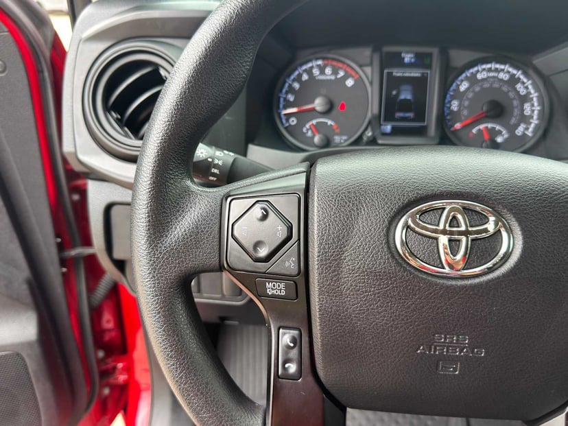 2021 Toyota Tacoma - Image 17