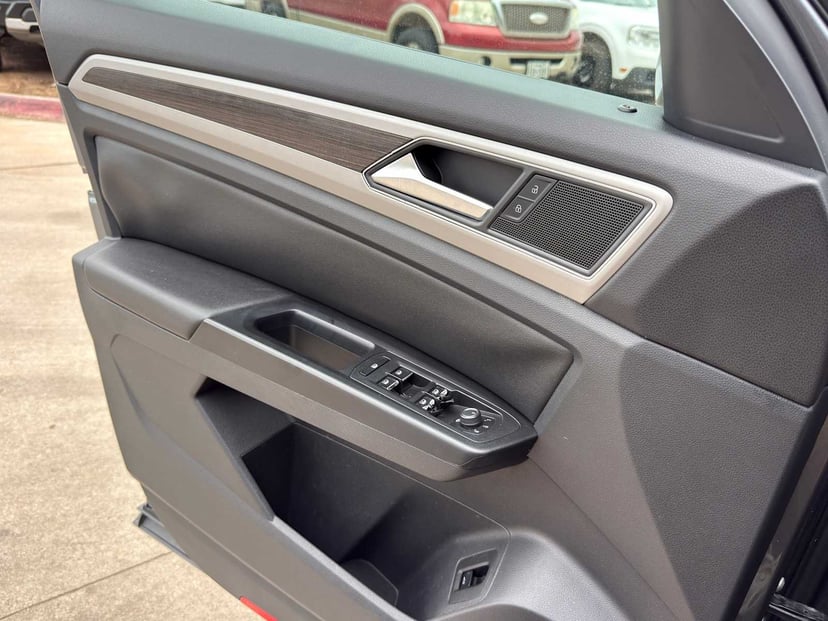 2019 Volkswagen Atlas - Image 13
