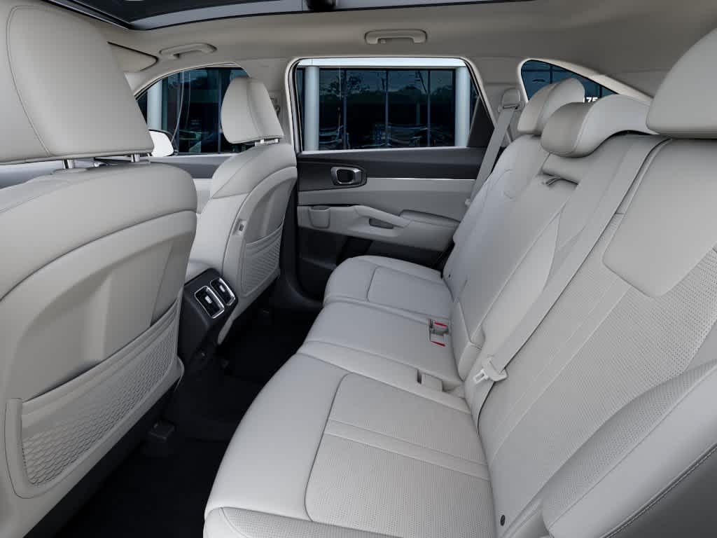 2026 Kia Sorento - Image 18