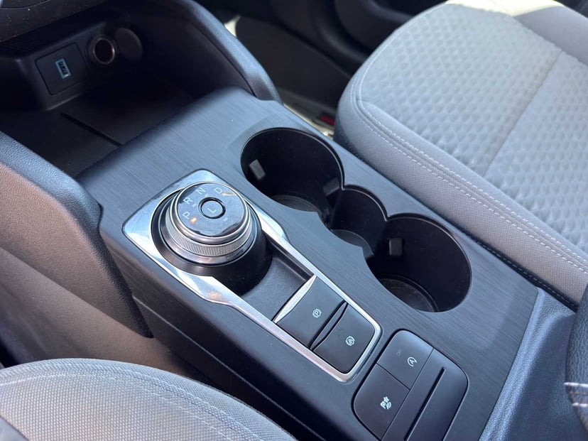 2020 Ford Escape - Image 11