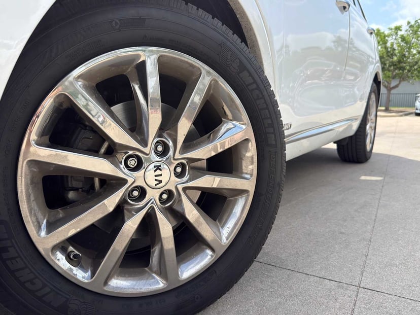 2018 Kia Sorento - Image 5