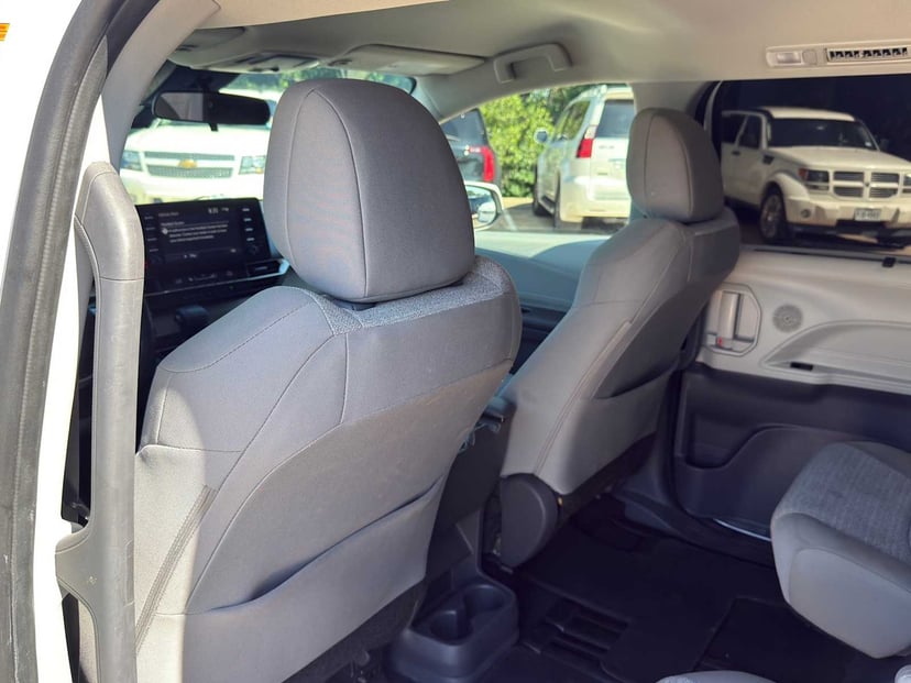 2021 Toyota Sienna - Image 23