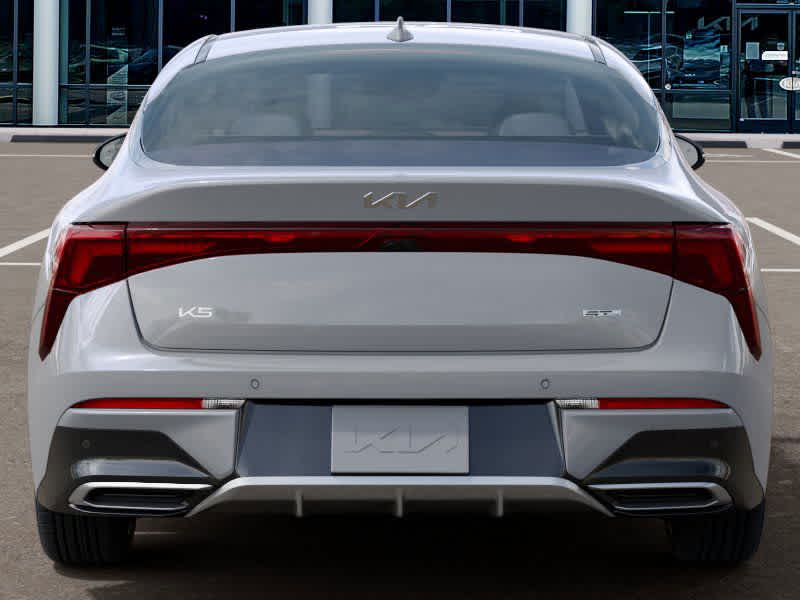 2026 Kia K5 - Image 13
