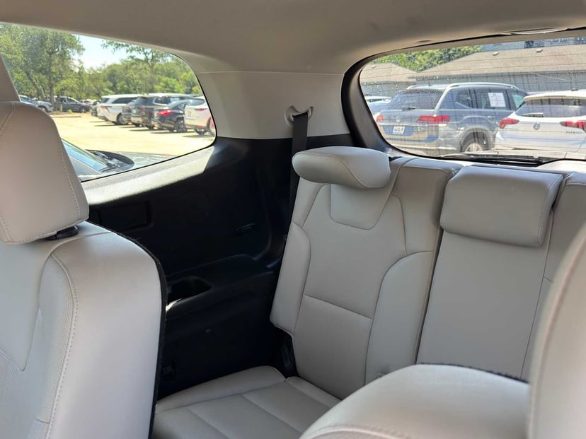 2022 Kia Telluride - Image 25