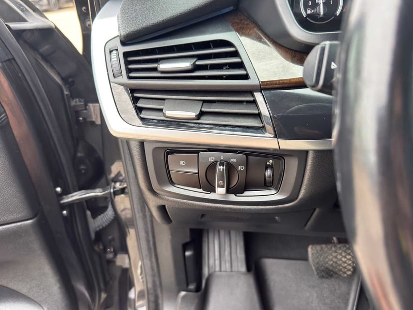 2015 BMW X5 - Image 24