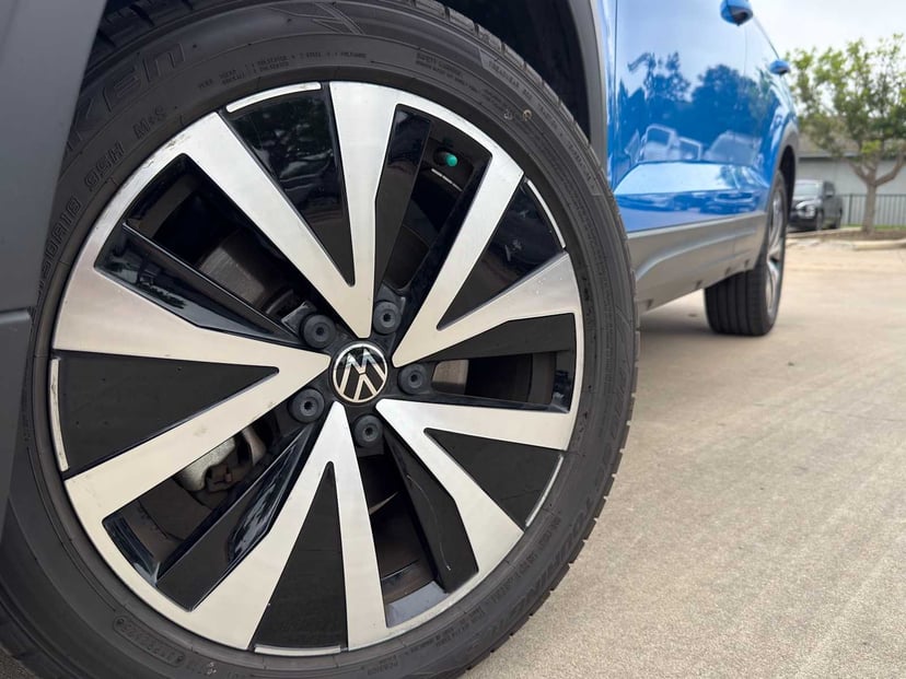 2022 Volkswagen Taos - Image 4
