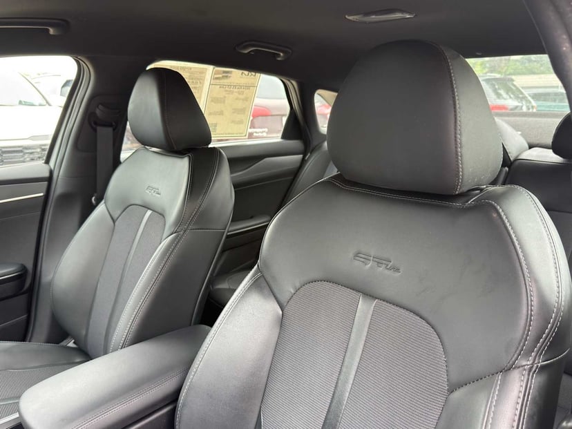 2024 Kia K5 - Image 13