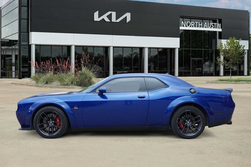 2020 Dodge Challenger - Image 2