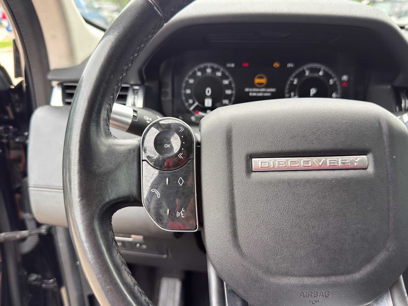 2020 Land Rover Discovery Sport - Image 18