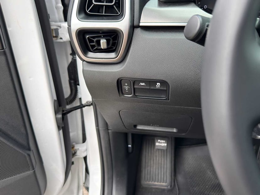 2023 Kia Sorento - Image 18
