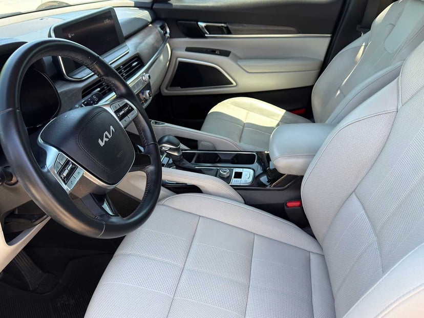 2022 Kia Telluride - Image 8