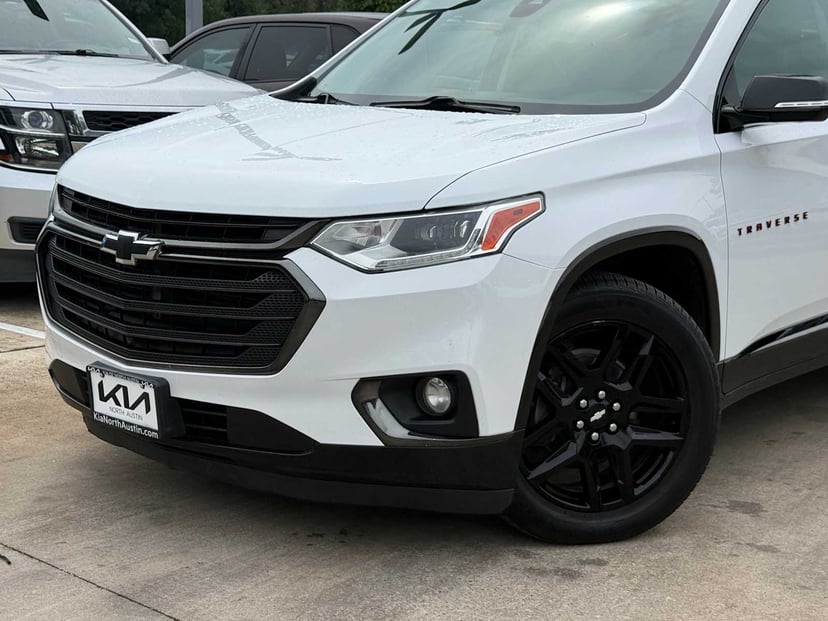 2018 Chevrolet Traverse - Image 2