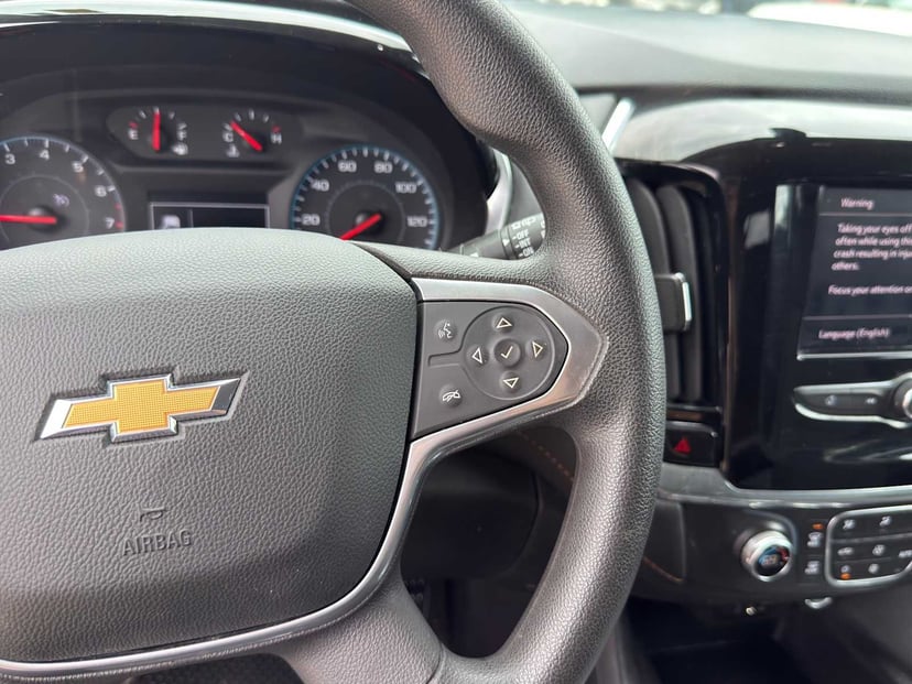 2020 Chevrolet Traverse - Image 12