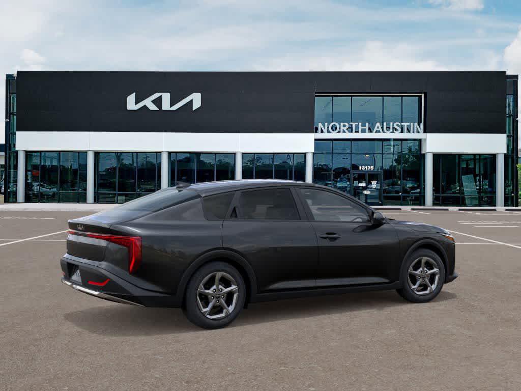 2026 Kia K4 - Image 6
