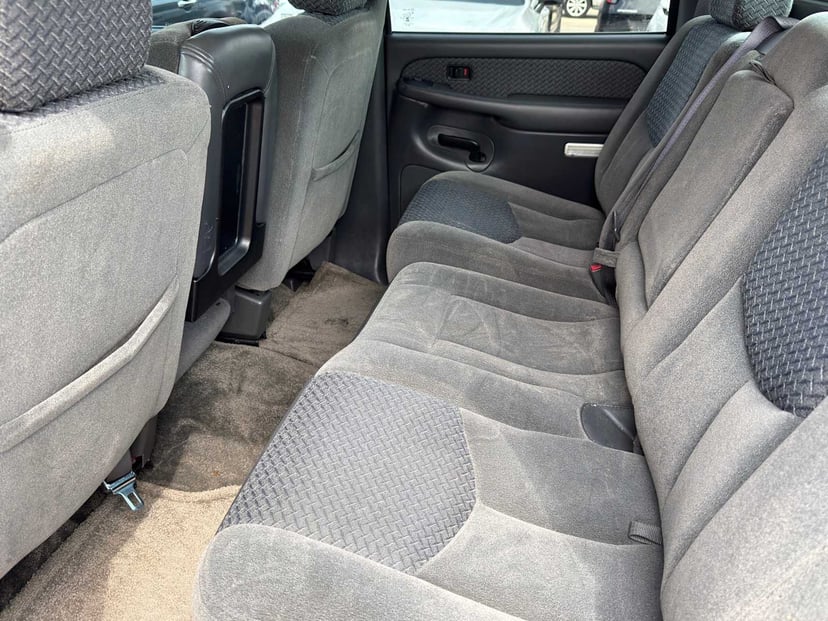 2003 Chevrolet Avalanche 1500 - Image 18
