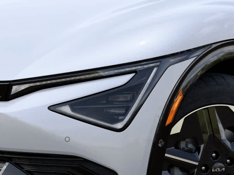 2026 Kia EV6 - Image 10