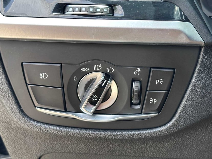 2018 BMW X3 - Image 16