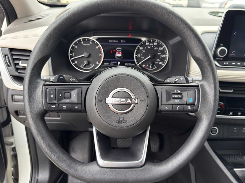 2023 Nissan Rogue - Image 13