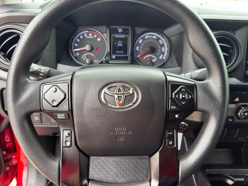 2021 Toyota Tacoma - Image 16